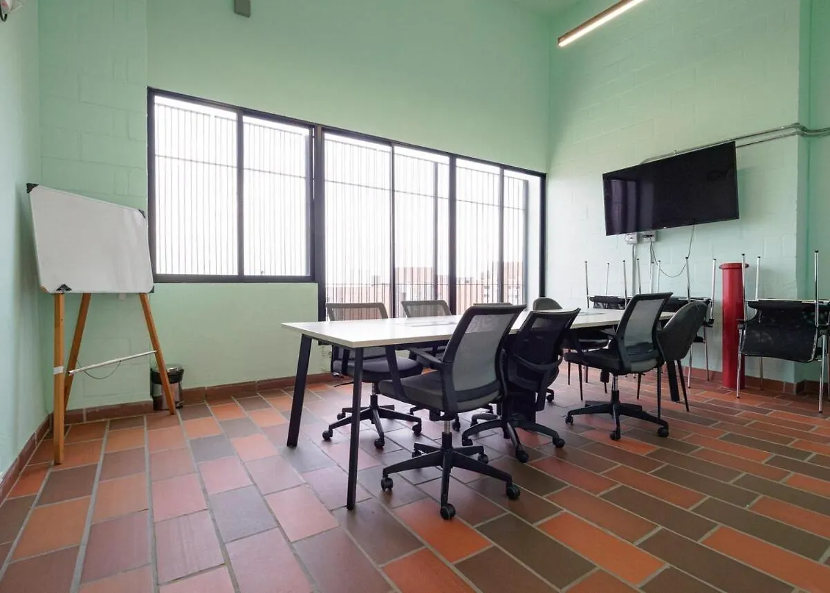 Cozy And Bright Studio Loft In Central Laureles Medellín 0*,  Kolumbia